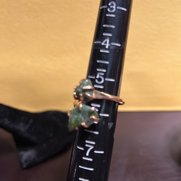 Sarah Coventry Adjustable Ring Jade Stone - Picture 5 of 7